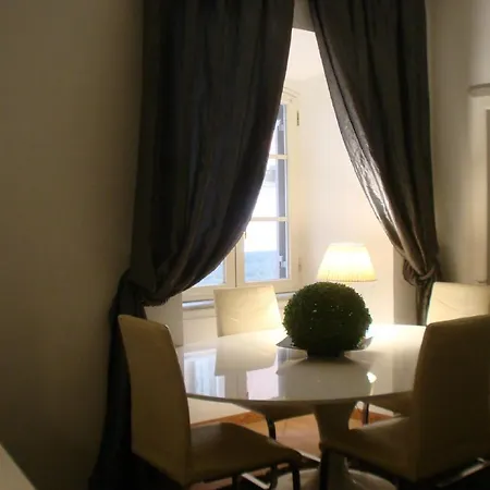 Interno 2 Řím